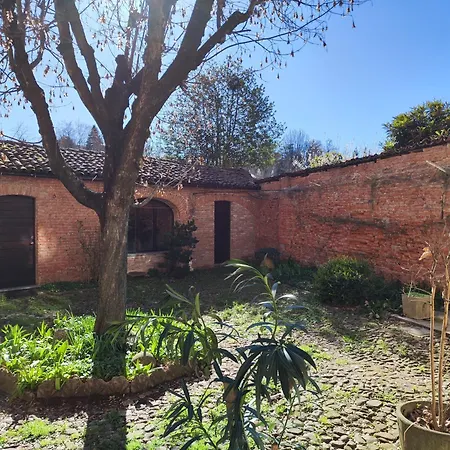 Sotto La Torre - Under The Tower Appartamento *